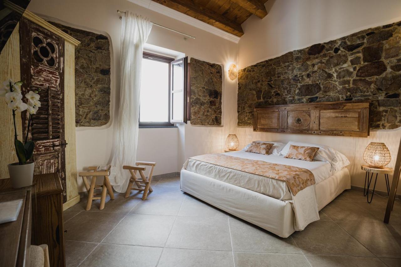 Moon'S Tower Suite&Rooms Portoscuso Εξωτερικό φωτογραφία